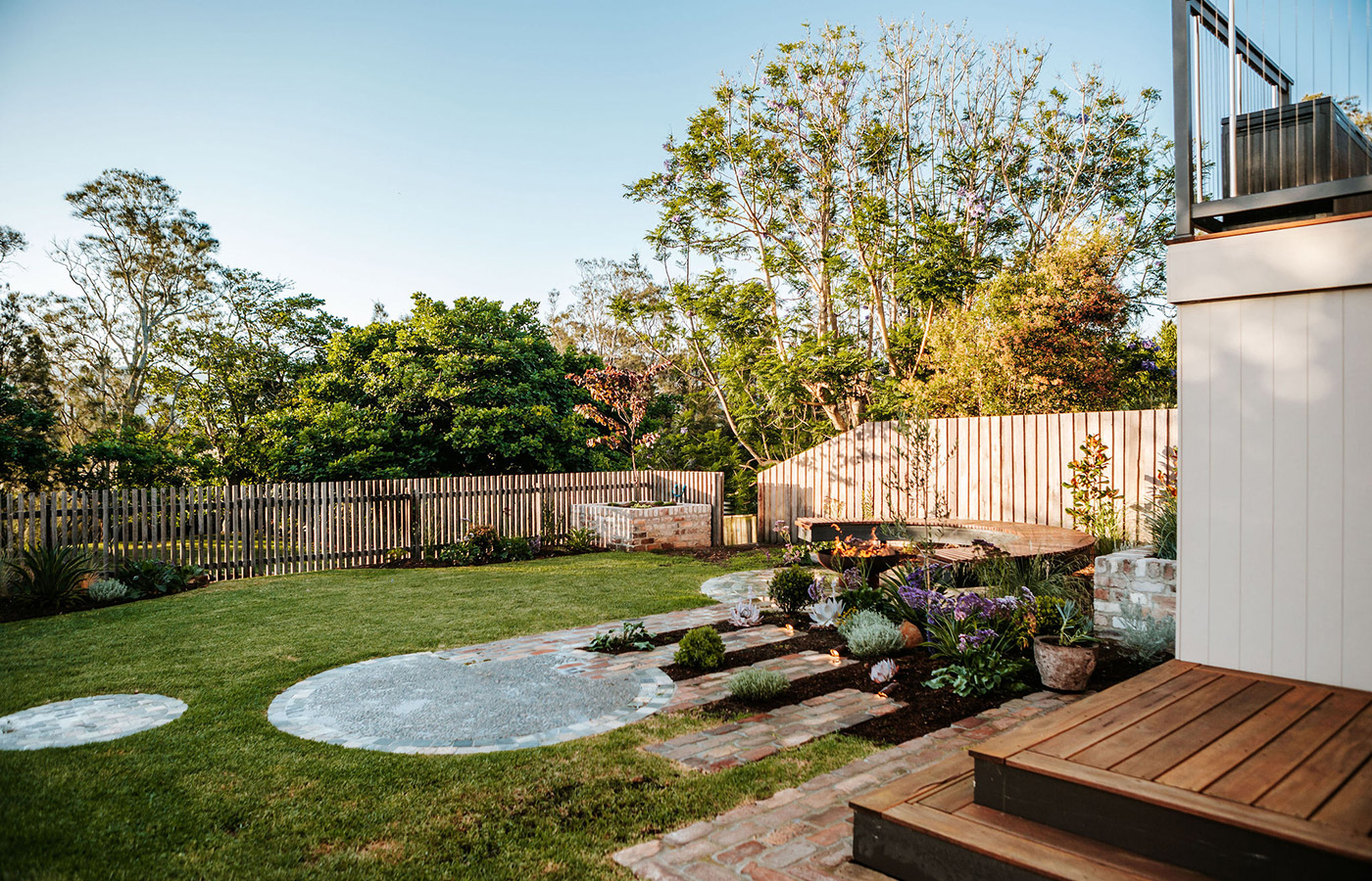 Native Gardens: A Beautiful and Low-Maintenance Choice